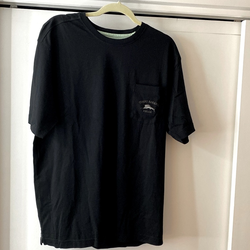 Tommy Bahama Tee Shirt.